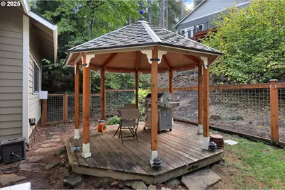 3828 Ashford Dr, Eugene, OR 97405 - Photo 32