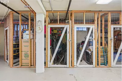 2250 NE Flanders St #3, Portland, OR 97232 - Photo 20