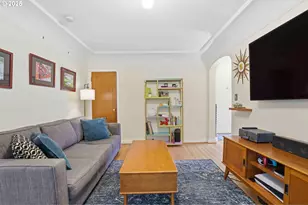 2250 NE Flanders St, Portland, OR 97232 - Photo 12