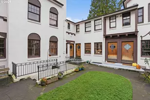 2250 NE Flanders St, Portland, OR 97232 - Photo 2