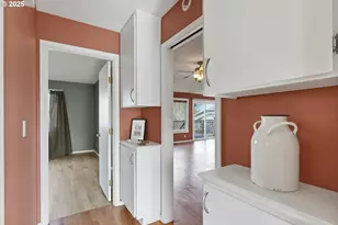 1694 Sunrise Cir NW, Salem, OR 97304 - Photo 18