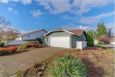 1694 Sunrise Cir NW, Salem, OR 97304 - Photo 2