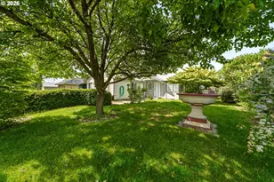 151 NE 15th Ave, Milton-Freewater, OR 97862 - Photo 1