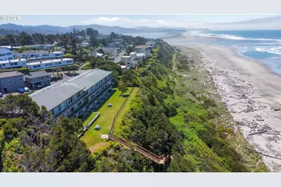 4229 SW Beach Ave #9, Lincoln City, OR 97367 - Photo 32