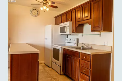 4229 SW Beach Ave #9, Lincoln City, OR 97367 - Photo 10
