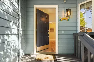 283 NE Lenox St, Hillsboro, OR 97124 - Photo 2