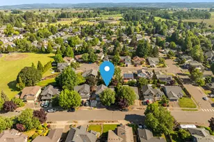283 NE Lenox St, Hillsboro, OR 97124 - Photo 28