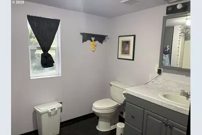 145 Green St, Paisley, OR 97636 - Photo 10