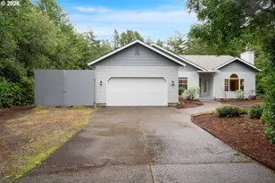 88017 S Windjammer, Florence, OR 97439 - Photo 2