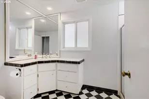 7190 SW Renee Dr, Portland, OR 97225 - Photo 26