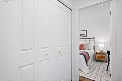 6718 N Richmond Ave, Portland, OR 97203 - Photo 24