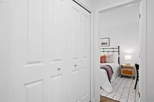 6718 N Richmond Ave, Portland, OR 97203 - Photo 24
