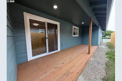 1165 NE Broadway St, Waldport, OR 97394 - Photo 20