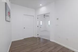 563 SW 4th St, Newport, OR 97365 - Photo 24