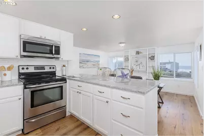 563/565 SW 4th St, Newport, OR 97365 - Photo 38