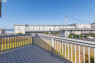 563 SW 4th St, Newport, OR 97365 - Photo 28