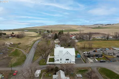 402 E Main St, Weston, OR 97886 - Photo 6