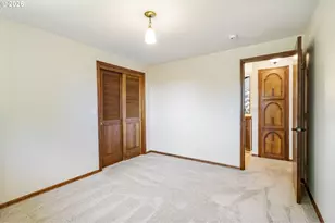 1105 SW 10th Dr, Gresham, OR 97080 - Photo 22