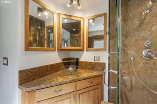 1105 SW 10th Dr, Gresham, OR 97080 - Photo 14