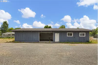 1551 S Bertelsen Rd, Eugene, OR 97402 - Photo 4