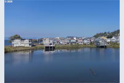 255 23rd St, Astoria, OR 97103 - Photo 22