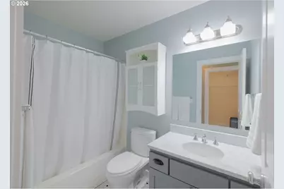 255 23rd St, Astoria, OR 97103 - Photo 16