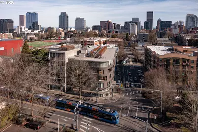 1234 SW 18th Ave #407, Portland, OR 97205 - Photo 1