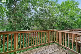 775 SW Dillan Dr, Beaverton, OR 97006 - Photo 18