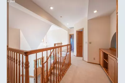 2037 Morning View Dr, Eugene, OR 97405 - Photo 28