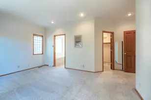 2037 Morning View Dr, Eugene, OR 97405 - Photo 22