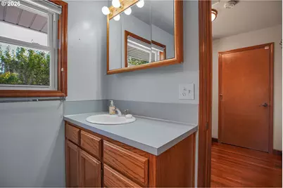 7121 SE Renada St, Milwaukie, OR 97267 - Photo 32