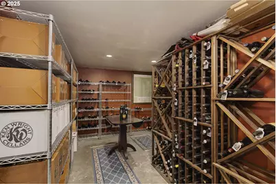 323 SE Cowls St, McMinnville, OR 97128 - Photo 10