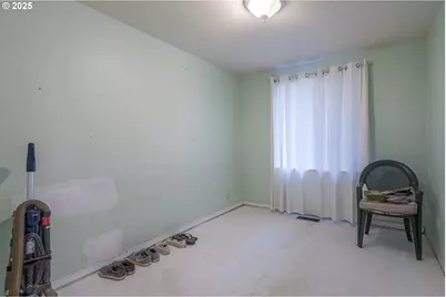 3735 Wilton Ave, Salem, OR 97305 - Photo 16