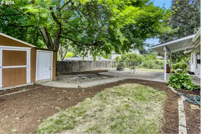 457 NW Yonia Ct, Hillsboro, OR 97124 - Photo 34