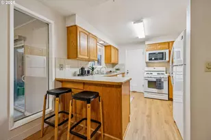1065 Columbia Ave, Gladstone, OR 97027 - Photo 10