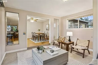 1065 Columbia Ave, Gladstone, OR 97027 - Photo 16