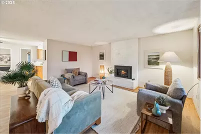 1065 Columbia Ave, Gladstone, OR 97027 - Photo 4