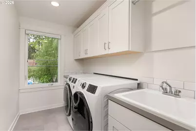 19232 Pilkington Rd, Lake Oswego, OR 97035 - Photo 28