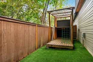 19232 Pilkington Rd, Lake Oswego, OR 97035 - Photo 30