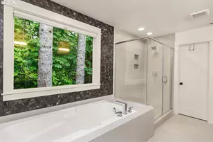 19232 Pilkington Rd, Lake Oswego, OR 97035 - Photo 22