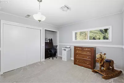 25804 Wiggins Ln, Veneta, OR 97487 - Photo 14