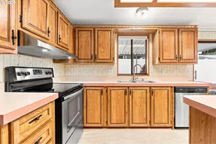 100 SW 195th Ave, Beaverton, OR 97006 - Photo 12