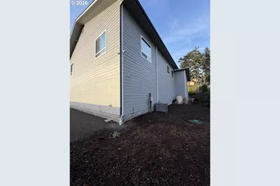 788 Patrick St, Coos Bay, OR 97420 - Photo 24