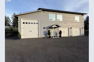 788 Patrick St, Coos Bay, OR 97420 - Photo 1