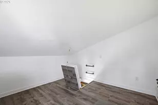 2379 SE 112th Ave, Portland, OR 97216 - Photo 32