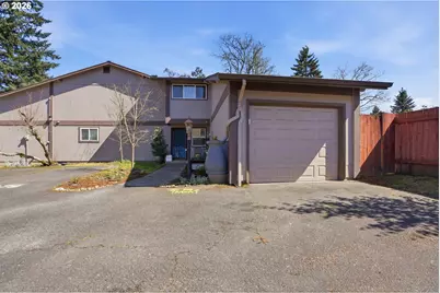 2379 SE 112th Ave #2, Portland, OR 97216 - Photo 2