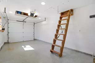 2379 SE 112th Ave, Portland, OR 97216 - Photo 28