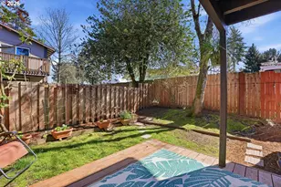 2379 SE 112th Ave, Portland, OR 97216 - Photo 26