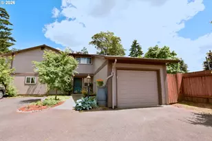 2379 SE 112th Ave, Portland, OR 97216 - Photo 4