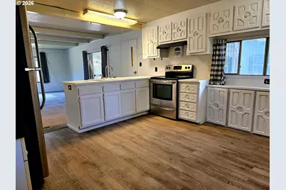 1905 Waverly Dr #17, Albany, OR 97322 - Photo 12